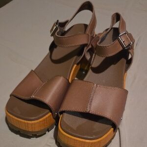 MIA Brown Platform Sandals